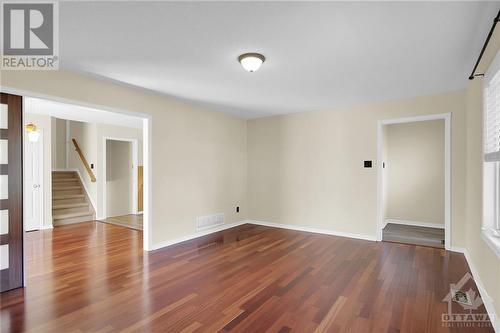 94 Drummond Street E, Perth, ON - Indoor Photo Showing Other Room