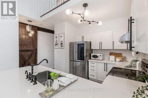 29 Berkshire Avenue, Wasaga Beach, ON - Indoor Photo Showing Kitchen