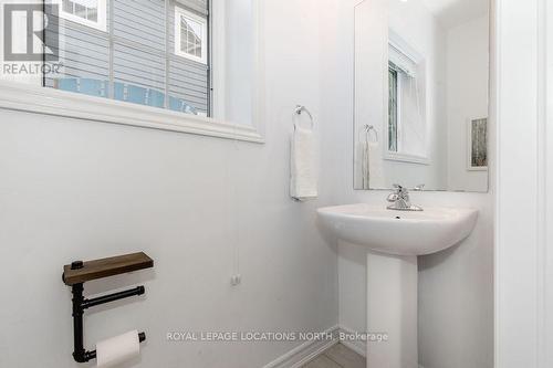 29 Berkshire Avenue, Wasaga Beach, ON - Indoor Photo Showing Bathroom