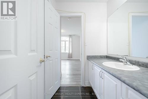 8 Decorso Drive, Brampton, ON - Indoor Photo Showing Bathroom