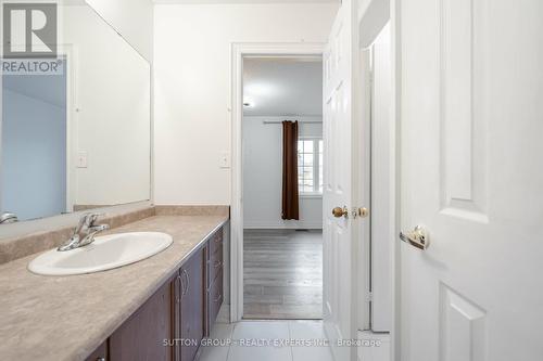 8 Decorso Drive, Brampton, ON - Indoor Photo Showing Bathroom