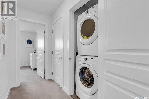 325 Secord Way, Saskatoon, SK - Indoor Photo Showing Laundry Room