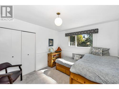 7701 Holtam Drive, Coldstream, BC - Indoor Photo Showing Bedroom