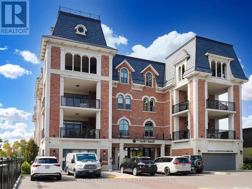 401 - 208 Main St. Unionville, Markham, ON - Outdoor With Balcony With Facade