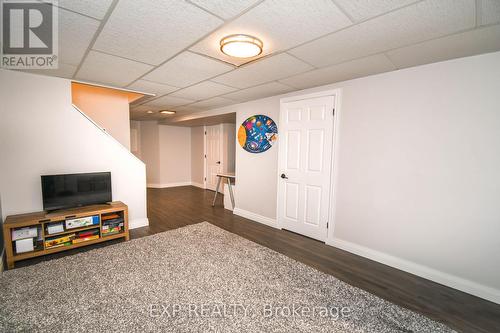 30 Aikens Crescent, Barrie, ON - Indoor Photo Showing Other Room