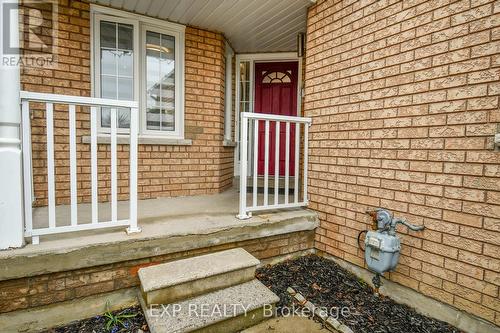 30 Aikens Crescent, Barrie (Holly), ON 