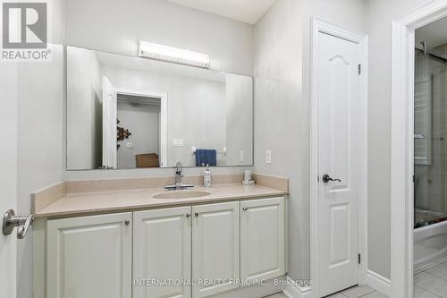 8 Redwillow Road, Brampton, ON - Indoor Photo Showing Bathroom