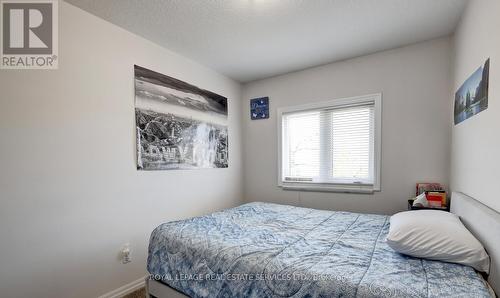 564 Blair Creek Drive, Kitchener, ON - Indoor Photo Showing Bedroom