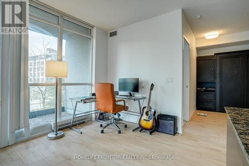 383 - 209 Fort York Boulevard, Toronto, ON - Indoor Photo Showing Office