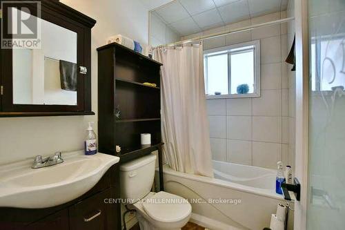 24 Mason Road, Collingwood, ON - Indoor Photo Showing Bathroom