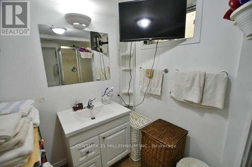 24 Mason Road, Collingwood, ON - Indoor Photo Showing Bathroom