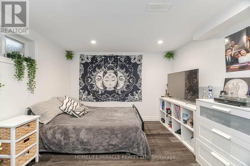 79 Castlefield Drive, Hamilton, ON - Indoor Photo Showing Bedroom