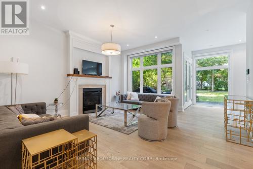 2209 Sloane Drive, Oakville, ON - Indoor Photo Showing Living Room With Fireplace