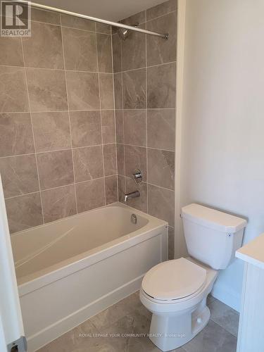 47 Bud Leggett Crescent, Georgina, ON - Indoor Photo Showing Bathroom