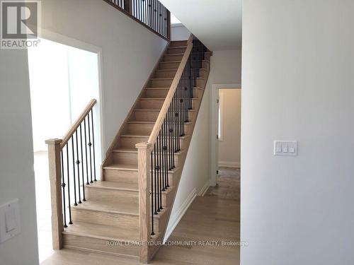 47 Bud Leggett Crescent, Georgina, ON - Indoor Photo Showing Other Room