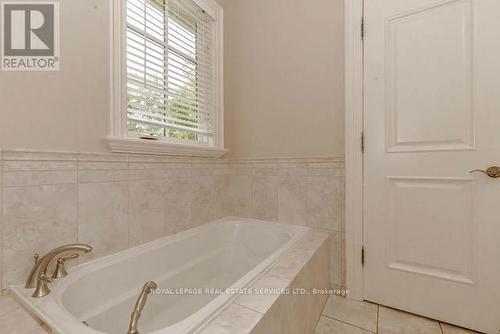 503 Meadow Wood Road, Mississauga (Clarkson), ON - Indoor Photo Showing Bathroom