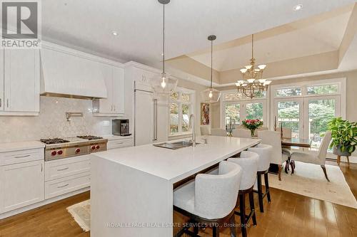 503 Meadow Wood Road, Mississauga, ON - Indoor Photo Showing Kitchen With Upgraded Kitchen