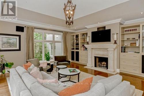 503 Meadow Wood Road, Mississauga (Clarkson), ON - Indoor Photo Showing Living Room With Fireplace