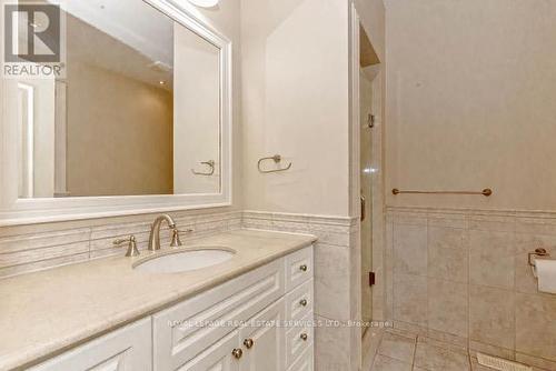 503 Meadow Wood Road, Mississauga, ON - Indoor Photo Showing Bathroom