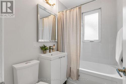 47 Cynthia Road, Toronto, ON - Indoor Photo Showing Bathroom