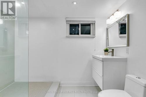 47 Cynthia Road, Toronto, ON - Indoor Photo Showing Bathroom