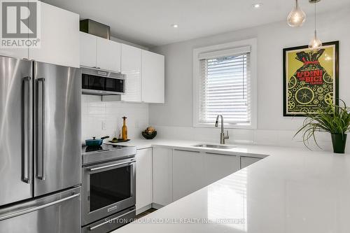 47 Cynthia Road, Toronto, ON - Indoor Photo Showing Kitchen With Stainless Steel Kitchen With Upgraded Kitchen