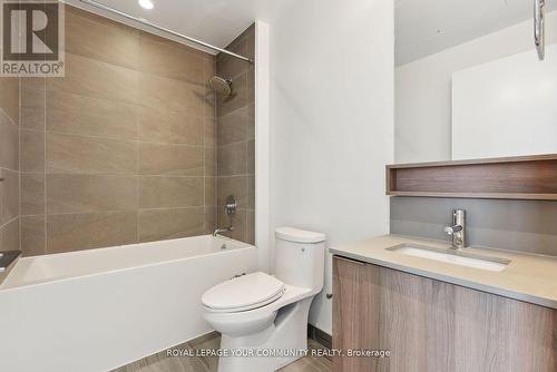 512 - 950 Portage Parkway, Vaughan, ON - Indoor Photo Showing Bathroom