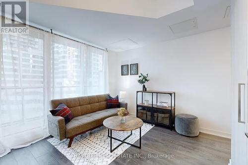 1509 - 115 Blue Jays Way, Toronto, ON - Indoor Photo Showing Living Room