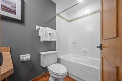 Ensuite bathroom - 