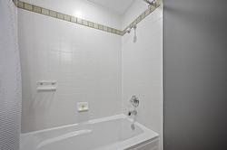 Ensuite bathroom - 