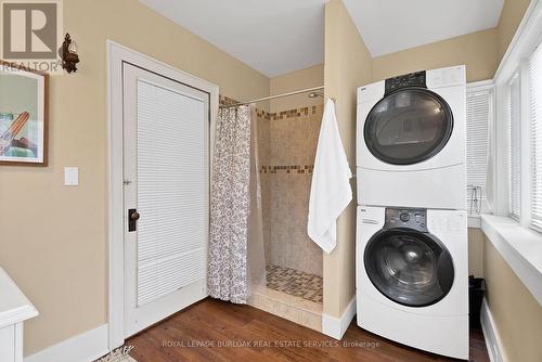 295 Plains Road W, Burlington, ON - Indoor Photo Showing Laundry Room