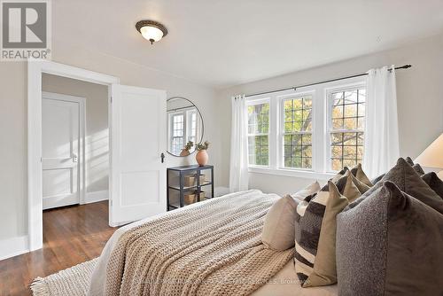 295 Plains Road W, Burlington, ON - Indoor Photo Showing Bedroom