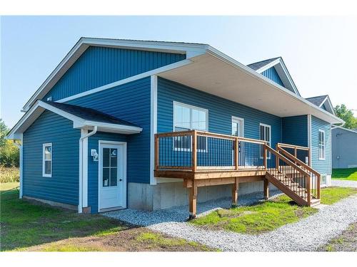 44 Ella Cres, Hampton, NB 