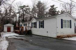 73 Joshua Street  Enfield, NS B2T 1K4