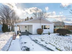 56 Glenwood Avenue  Dartmouth, NS B2Y 3G7