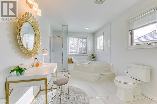 1935 Calgary Court, Mississauga, ON - Indoor Photo Showing Bathroom