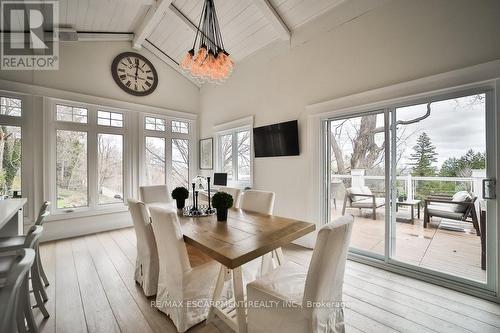 4028 Millar Crescent, Burlington, ON - Indoor Photo Showing Dining Room