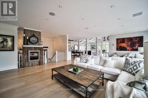 4028 Millar Crescent, Burlington, ON - Indoor Photo Showing Living Room With Fireplace