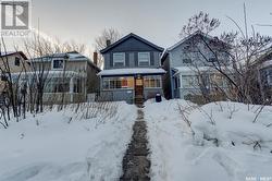 717 7th AVENUE N  Saskatoon, SK S7K 2V3