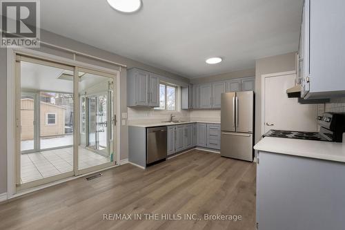 45 Algoma Crescent, Hamilton, ON - Indoor Photo Showing Kitchen