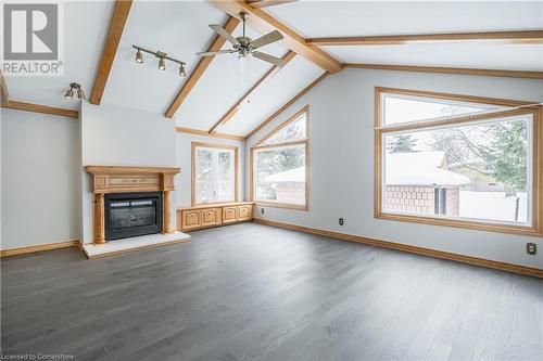 567 Rustic Drive, Waterloo, ON - Indoor Photo Showing Living Room With Fireplace