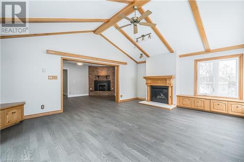 567 Rustic Drive, Waterloo, ON - Indoor Photo Showing Living Room With Fireplace