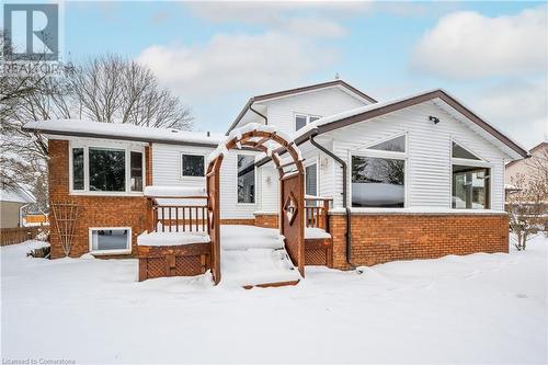 567 Rustic Drive, Waterloo, ON - Outdoor With Facade