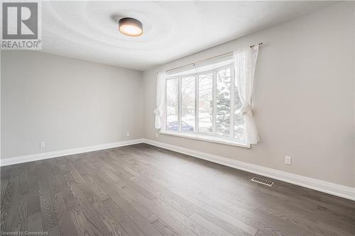 567 Rustic Drive, Waterloo, ON - Indoor Photo Showing Other Room