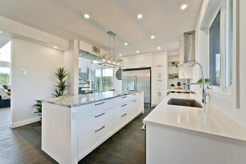 Cuisine - 80 Ch. Lebel, Saint-Herménégilde, QC - Indoor Photo Showing Kitchen With Upgraded Kitchen
