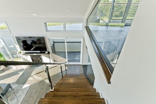 Escalier - 80 Ch. Lebel, Saint-Herménégilde, QC - Indoor Photo Showing Other Room