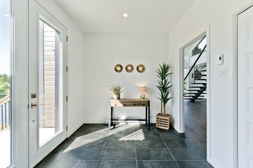 Hall d'entrée/Vestibule - 80 Ch. Lebel, Saint-Herménégilde, QC - Indoor Photo Showing Other Room