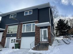 29 Nestor Crescent  Dartmouth, NS B2W 4V6