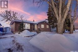 300 Hanley CRESCENT  Regina, SK S4R 5B1