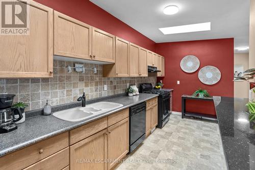 2 Ronaldshay Avenue, Hamilton, ON - Indoor Photo Showing Kitchen With Double Sink